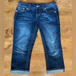 Miss Me Easy Cropped Mid Rise Capri Jean Size 28